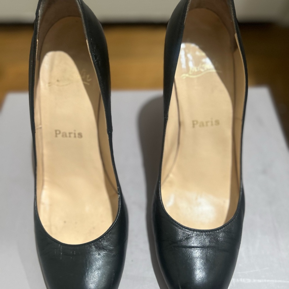 Elegant Black Women's Shoes
